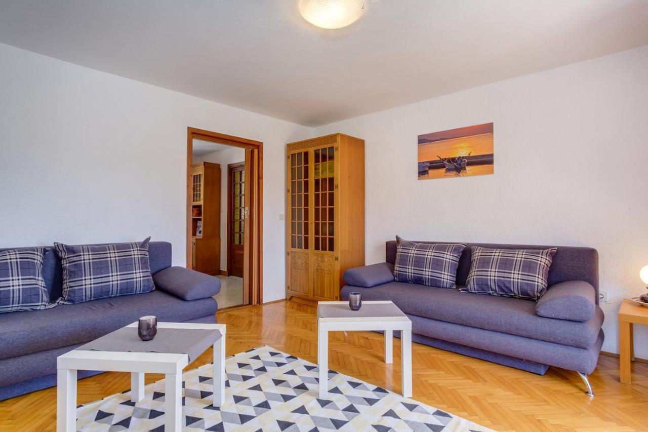 Apartmani Nadalina Veli Lošinj Exterior foto