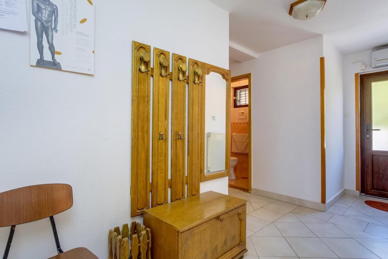 Apartmani Nadalina Veli Lošinj Exterior foto