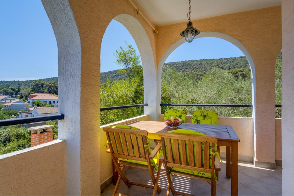 Apartmani Nadalina Veli Lošinj Exterior foto