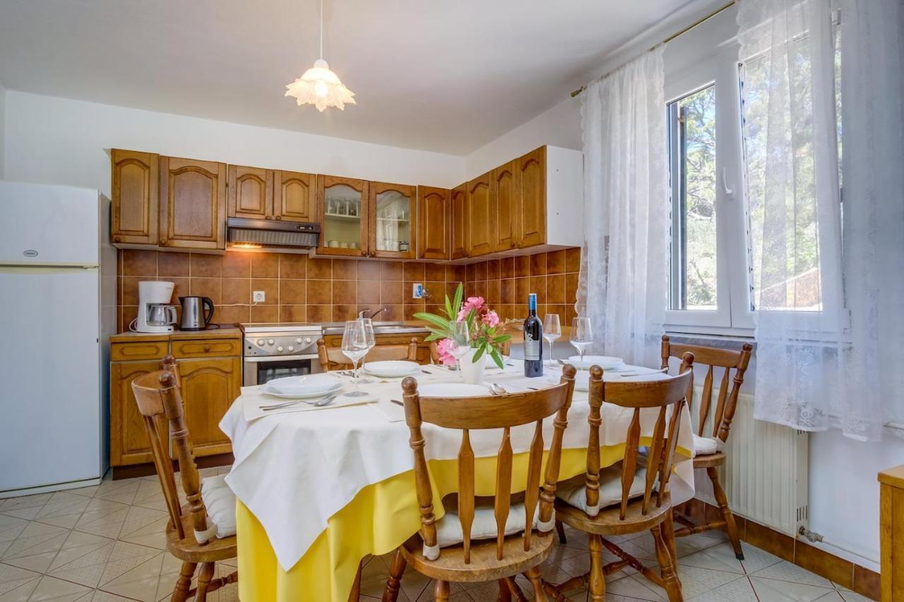 Apartmani Nadalina Veli Lošinj Exterior foto